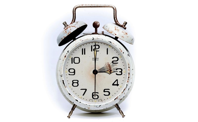 Time-Hopping Pioneers